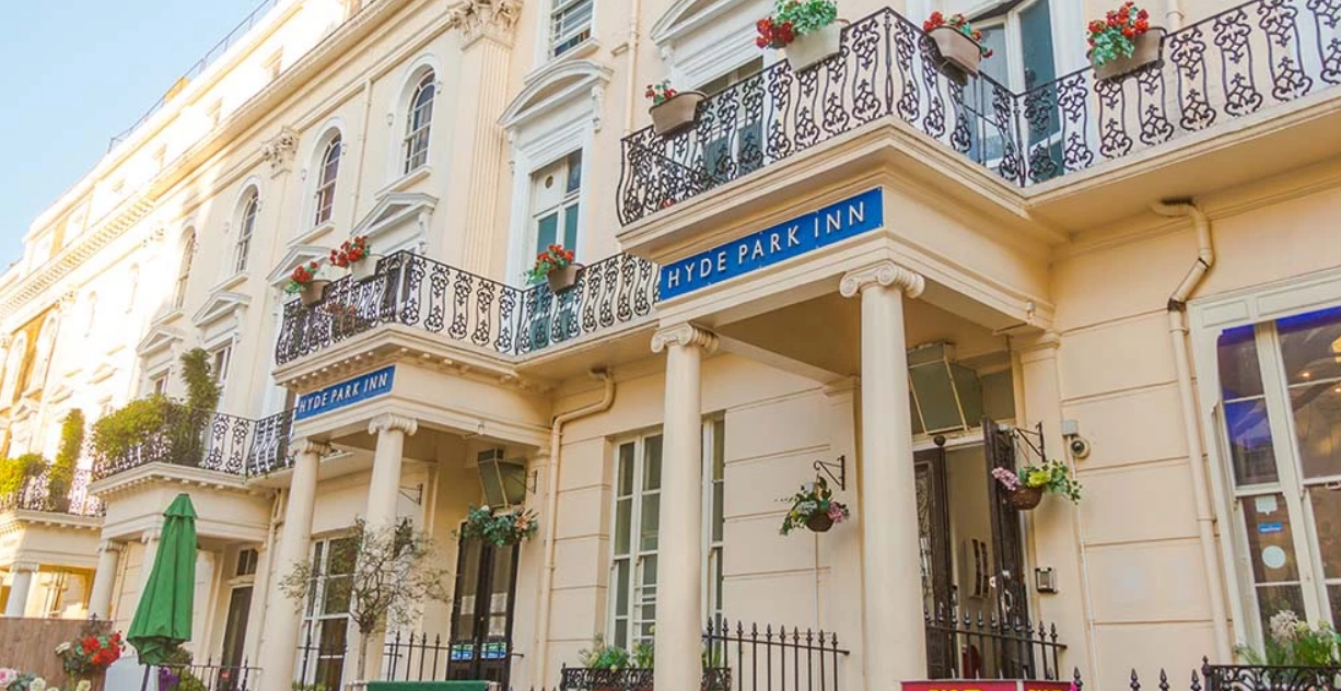 Smart Hyde Park Inn Hostel