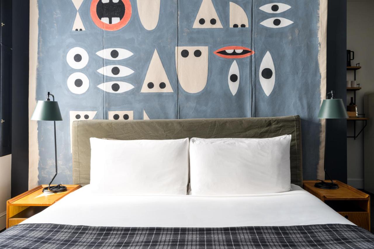 Ace Hotel New York bedroom