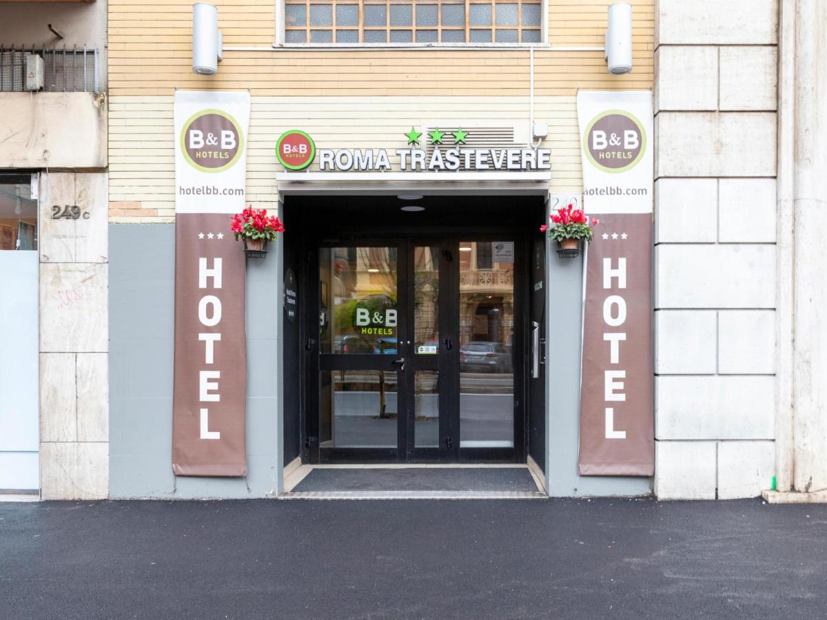 B&B Hotel Roma Trastevere- entrance