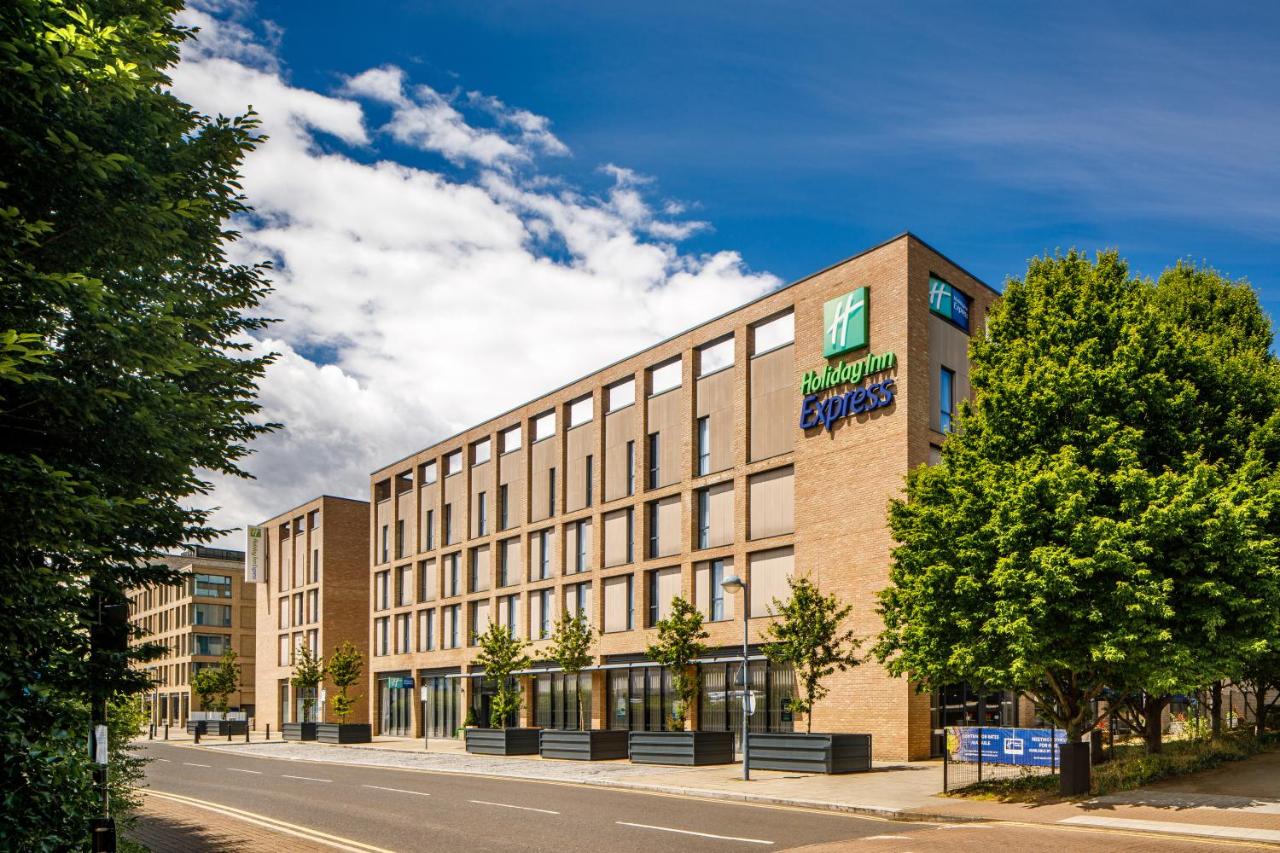 Holiday Inn Express London