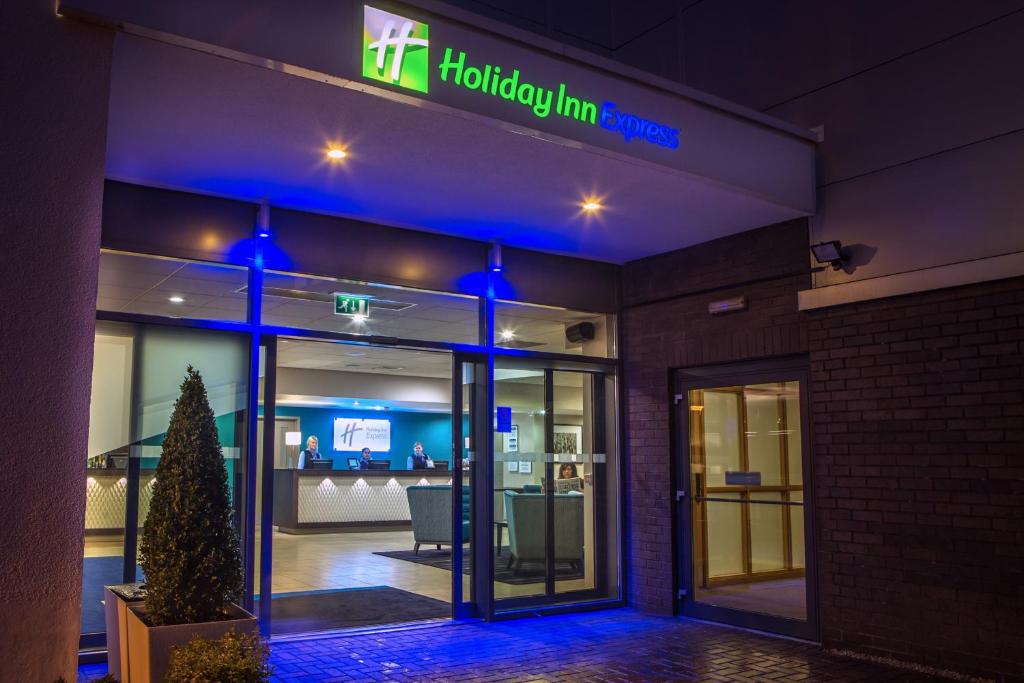 Holiday Inn Express Manchester Airport-2778