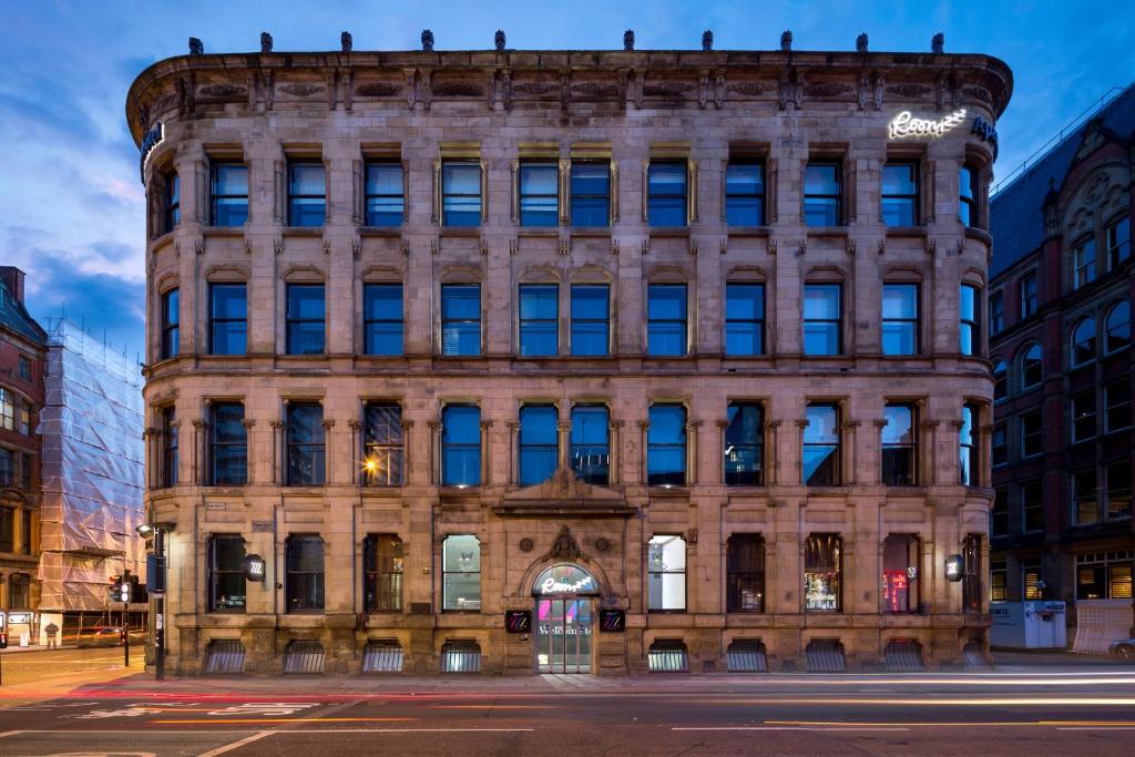 Roomzzz Manchester City-outside