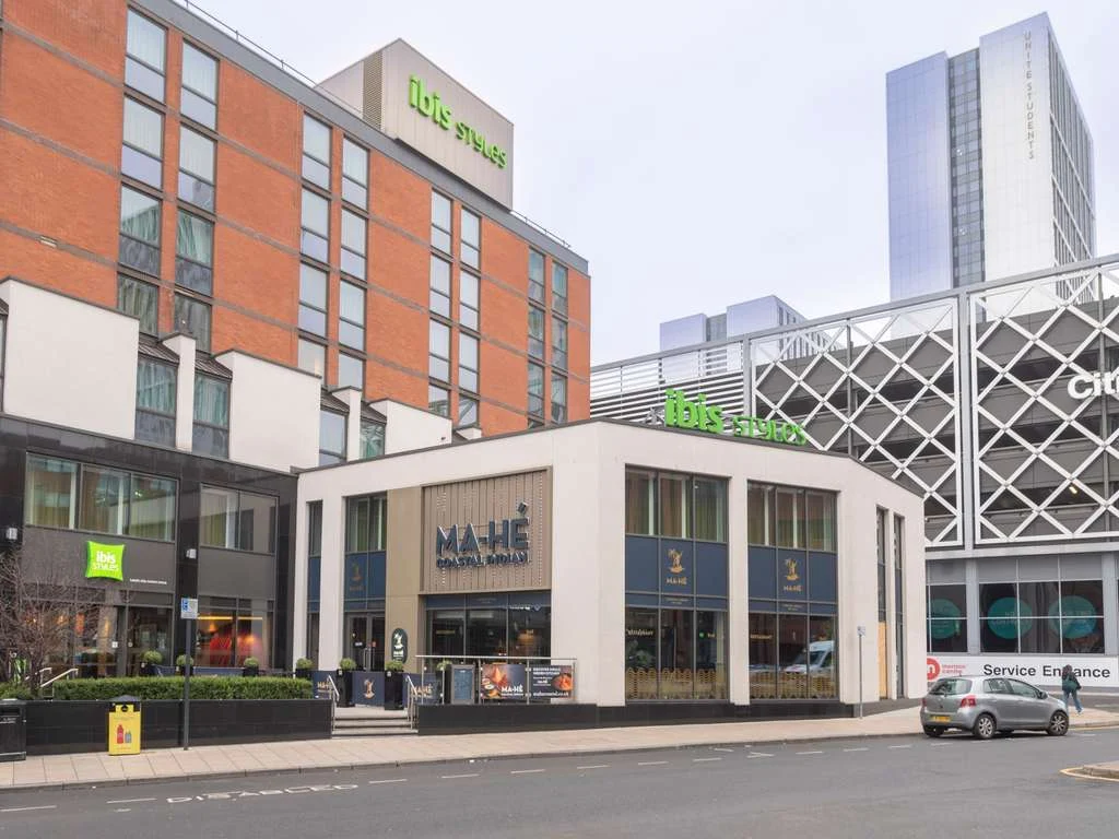 ibis Styles Leeds City Centre Arena 3 ibis style public
