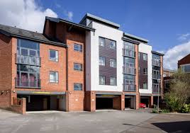 Roomzzz Leeds Headingley 3 roomzzz outside